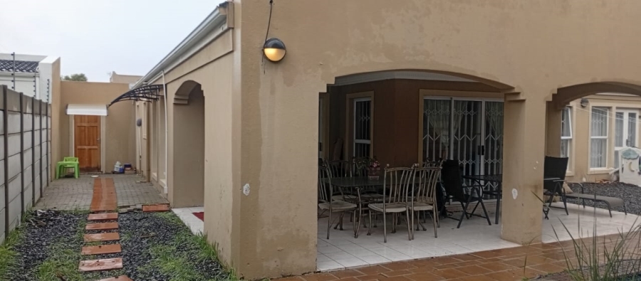 3 Bedroom Property for Sale in Parklands Western Cape